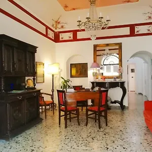 Szálloda Mabel, Taormina
